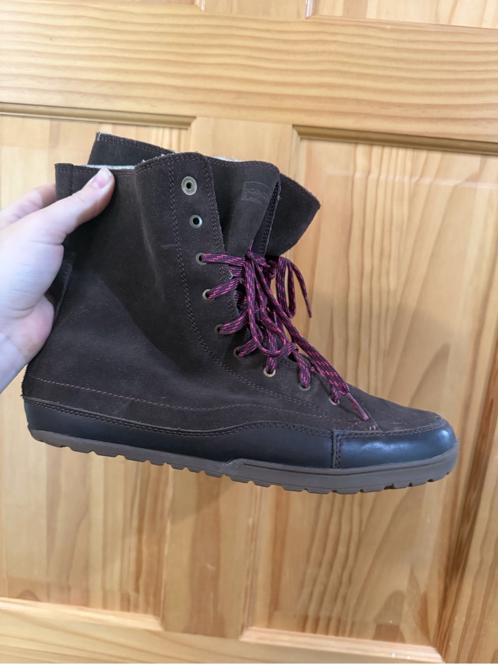 Patagonia Brown Suede Winter Rain Boots with Pink Accent Laces